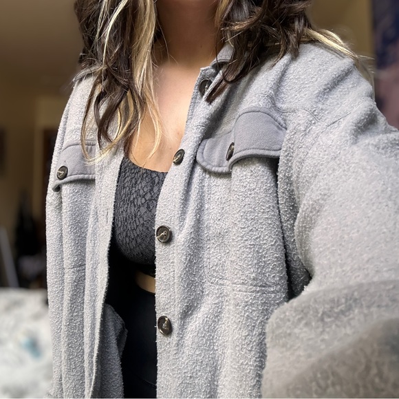 pacsun oversized gray button up jacket collared fuzzy outerwear extra small - Picture 3 of 3